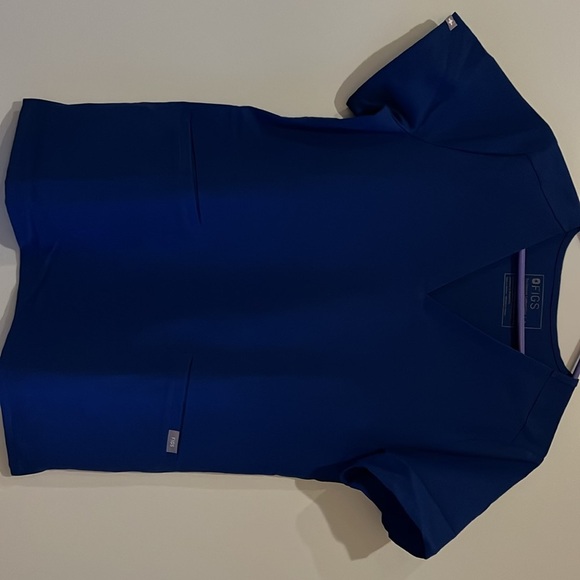 Figs 2 pocket scrub top - Picture 3 of 4